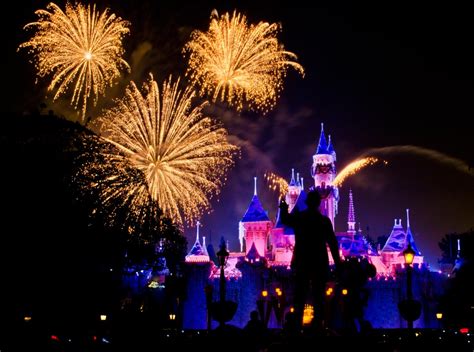 Disneyland Mickey Head Fireworks Photo Disney Tourist Blog