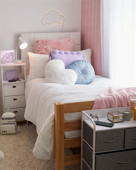 The Cutest And Girliest Dorm Room Of All Time This Room Is Great For Any College Girl Dormify