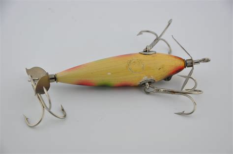 Moonlight 3 Hook Underwater Minnow Lure Fin And Flame Fishing For History