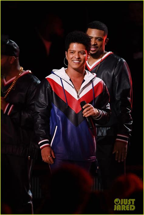 12, 2017, in los angeles. Bruno Mars Performs 'That's What I Like' at Grammys 2017 ...