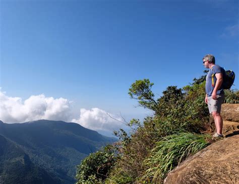 Hiking Worlds End Sri Lankas Overlooked Scenic Gem Exploring Kiwis