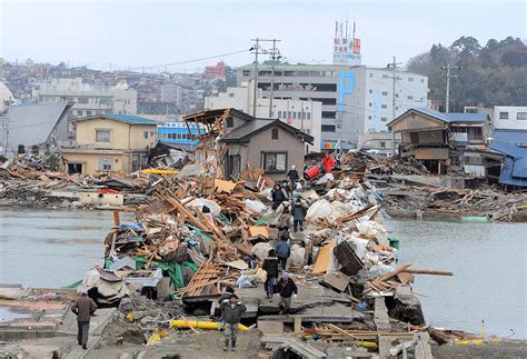 Great sendai earthquake, great tōhoku earthquake. Japan earthquake and tsunami: Before and after the cleanup ...