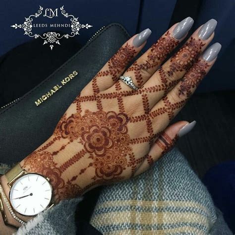 Pin By Mish Khan On Alia Bhatt New Mehndi Designs Henna Designs Hand