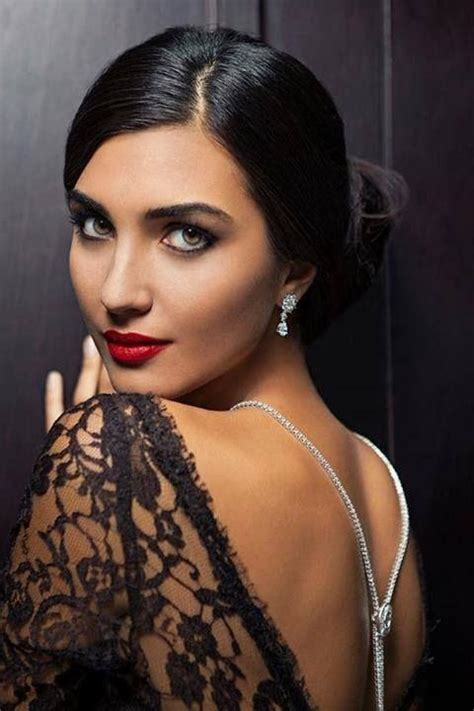 20 Fantastically Gorgeous Turkish Actresses