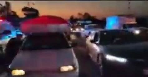 Video Intenso Tráfico Permite “asalto Masivo” En Carretera De