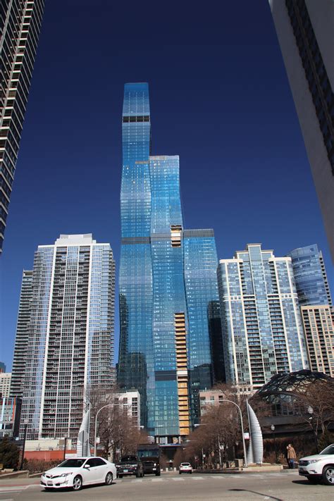 Chicagos Third Tallest Tower Closing In On Completion Skyrisecities