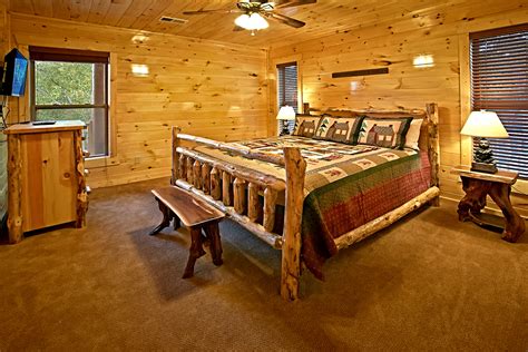 16 Bedroom Sleeps 80 The Big Moose Lodge By Large Cabin Rentals