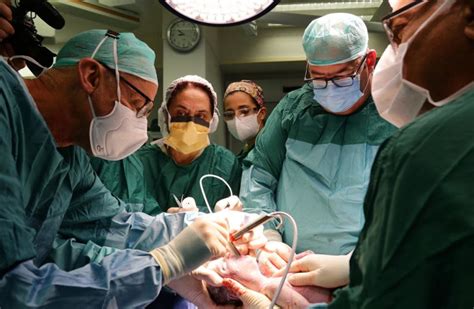 Miracle Birth In Tel Aviv In Uterine Surgery Saves Unborn Babys Life
