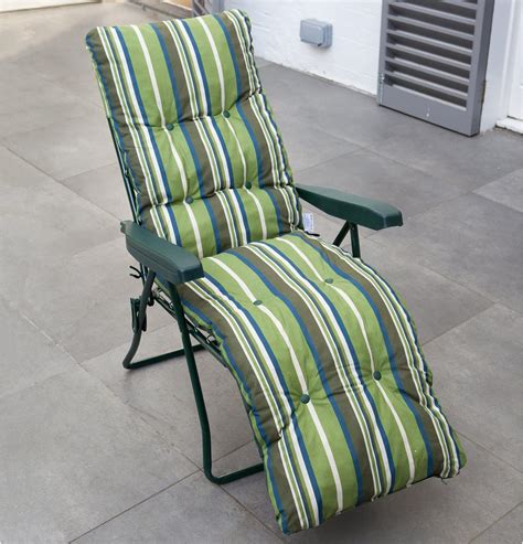 Reclining Garden Chair Relaxer Sun Lounger Green Padded Outdoor Chair Cushion