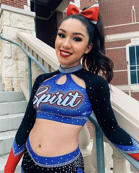 𝐬𝐩𝐢𝐫𝐢𝐭 𝐞𝐱𝐩𝐥𝐨𝐬𝐢𝐨𝐧 𝐜𝐡𝐞𝐞𝐫 In 2020 Cheer Outfits Cheerleading Outfits