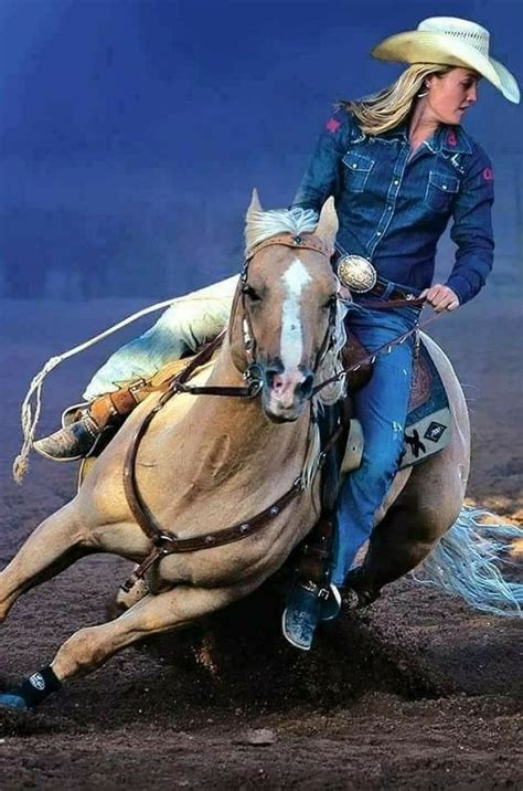 Pin By Tony M On Cowgirl In 2019 Cowgirl Horse Rodeo Girls Rodeo