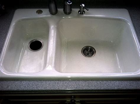 Our refinishing process can restore the smooth, shiny, spotless look your kitchen sink had back when it was brand new. Kitchen Sink Refinishing Maryland - Wash. DC - N. Virginia