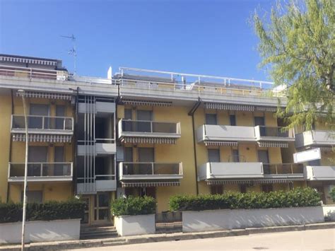 Ci sono opzioni a buon prezzo! 21 - Casa Vacanza Alba Adriatica - Via Lucania - Alba Mare