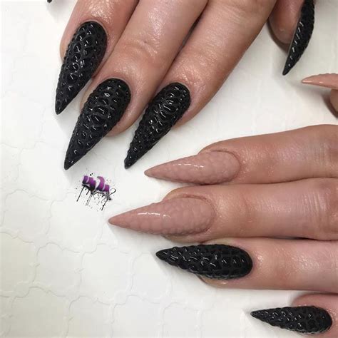 I Love This Fantabulous Pointy Nails Designs Fashionist Now Matte
