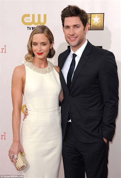 Emily blunt news, gossip, photos of emily blunt, biography, emily blunt boyfriend list 2016. Emily Blunt and husband John Krasinski | BEAUTIFUL YOUNG ...