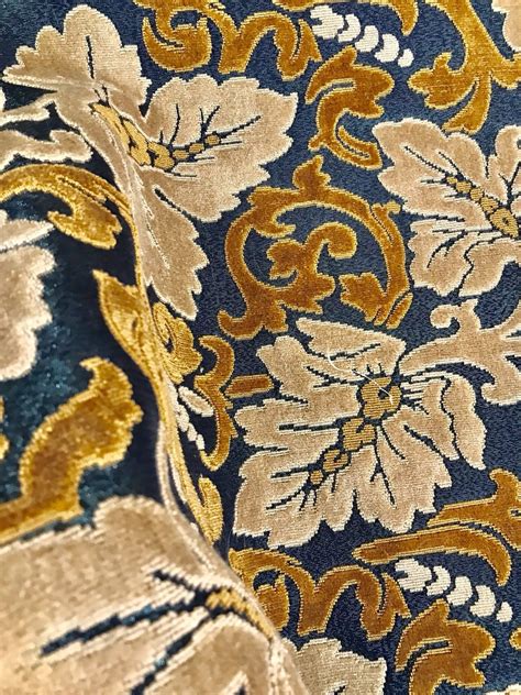 New Novelty Made In Italy Burnout Chenille Velvet Fabric Leaves