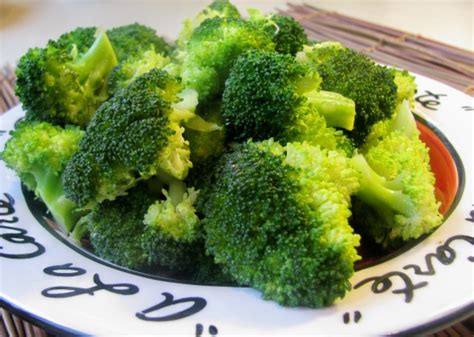 Butter Steamed Broccoli Recipe Genius Kitchen
