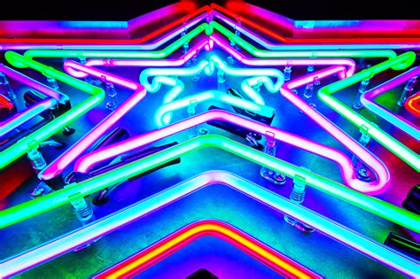 Neon Mulitcoloured Star - Kemp London - Bespoke neon signs and prop hire.