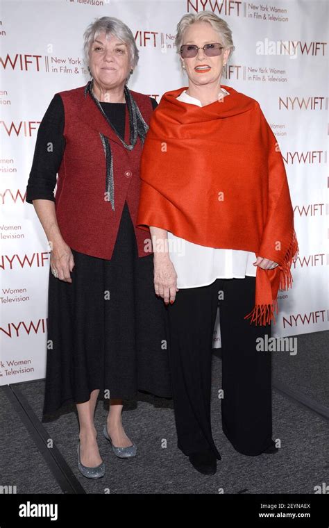 L R Tyne Daly And Sharon Gless Attend The Nywifts 33rd Annual Muse
