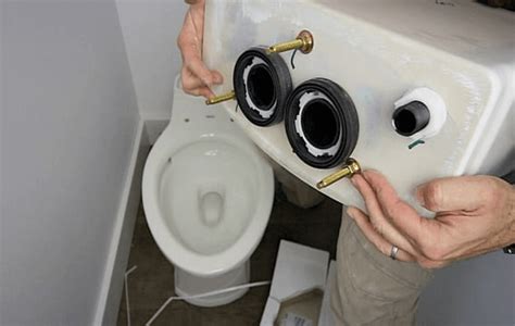 Toilet Leaks When Flushed Evolving Home