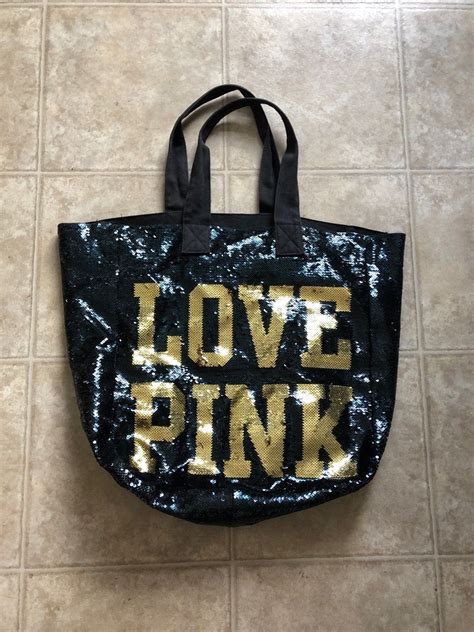 Black Sequin Love Pink Bag Great For The Beach Or Everyday Wear