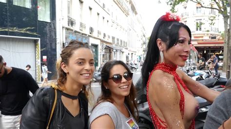 In recent decades, the recognition of lgbt rights have been of great concern in many parts of the world. Gay Pride Parade complète #1@Paris 2017 - YouTube