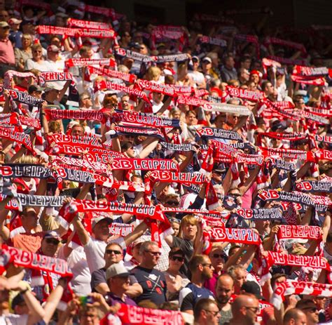 The home of rb leipzig on bbc sport online. Boykott: Jetzt hat RB Leipzig auch Ärger im Frauenfußball ...