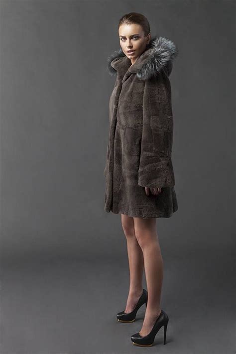 Pin By Slađana Račić On Krzna Furs Fashion Coat Fur Coat