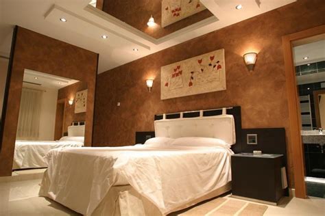 Posada del león de oro is located in madrid's la latina district, 328 feet from plaza mayor and 656 feet from la latina metro station. Hotel Zouk, Alcalá de Henares (Madrid) - Atrapalo.com