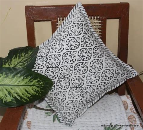 dvk handicraft hand block print anokhi design cushion cover size 16 16 at rs 150 in jaipur