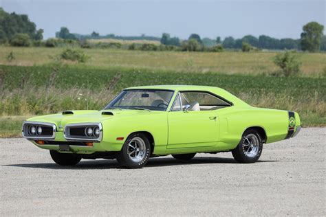 When admiring this clean 1970 dodge coronet super bee, it's hard not to speaking of opportunity, it's believed that only 599 1970 super bee hardtops donned this car's brash six pack powertrain. Dodge Super Bee: all'asta un esemplare del 1970 con motore ...