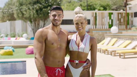 Flipboard What Shallow Inauthentic Love Island Tells Us About Love