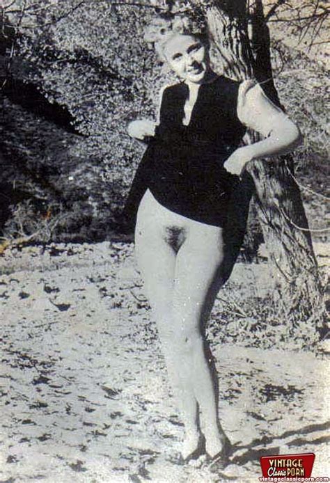 Vintage Retro Nude Mature Women Outdoors Xxx Porn