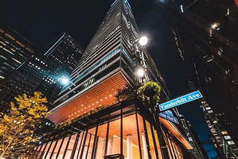 Top 10 Trophy Office Buildings In Midtown Manhattan