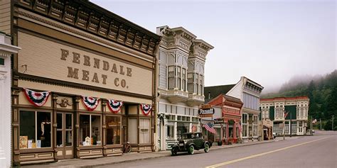 40 Of The Quirkiest Small Towns In America Small American Town