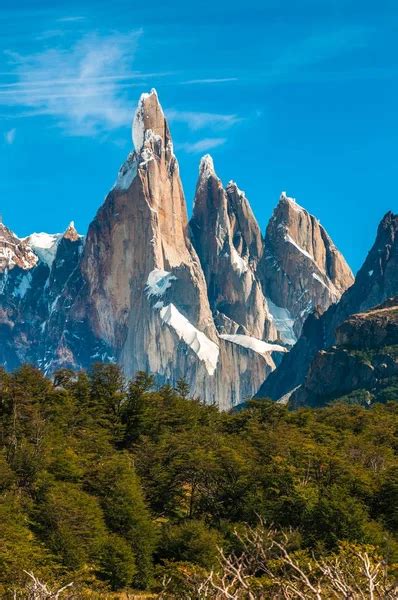 Cerro Torre Mountain Patagonia Argentina — Stock Photo © Javarman