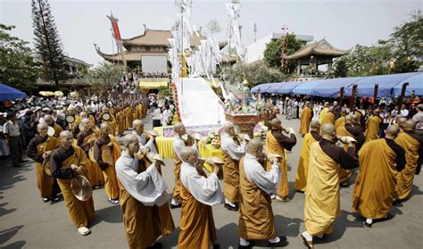 Vietnamese Buddhist Monks Sentenced To Jail The World From Prx