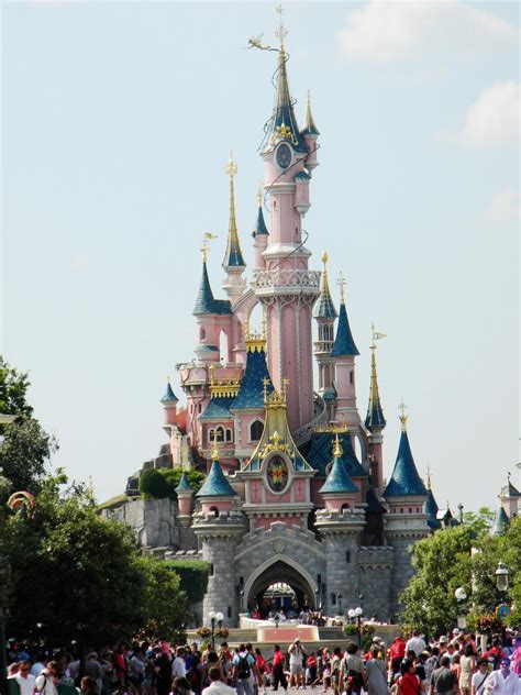 Travelville Cheapest Disneyland Paris Ticket