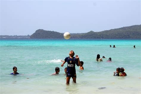 Menikmati Keindahan Pasir Putih Di Pantai Gapang Indonesia Kaya