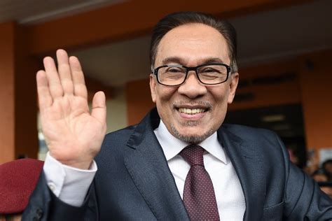 Amir abd hamid;yusmizal dolah aling; Malaysia's Anwar faces sodomy accuser in election ...