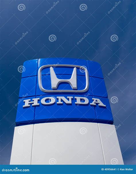 Honda Autombile Dealership Sign Editorial Photo Image Of Insignia