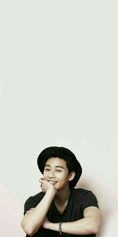 Park seo joon modeled with sophistication and confidence as his iconic smile accentuated the shoot. Park Seo Joon wallpaper | Atores coreanos, Melhores ...