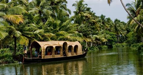 Beautiful Places In Kerala Natural Beauty Of Kerala Travel The Beautiful World Stunning