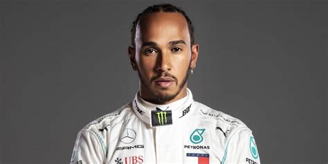 Lewis hamilton has played down his mercedes team's chances of challenging for the formula one title after rivals sebastian vettel and fernando. Valeur nette de Lewis Hamilton 2021 - Victor Mochere