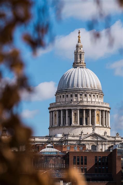 Londons Top 10 Iconic Buildings
