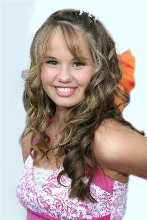 Love The Curly Hair Debby Ryan Celebrity Hairstyles Beauty