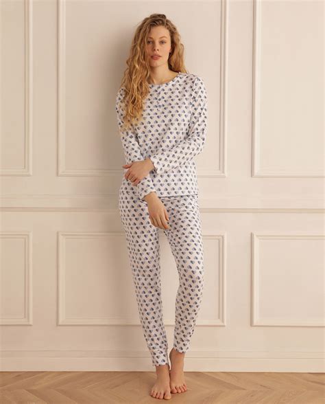 Nueve Pijamas Que Puedes Llevar Las 24 Horas Del Día Para Estar Súper Cómoda En Casa
