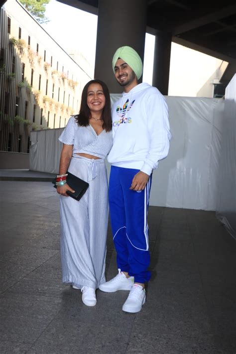 Pics Newly Married Neha Kakkar And Hubby Rohanpreet Singh Return To