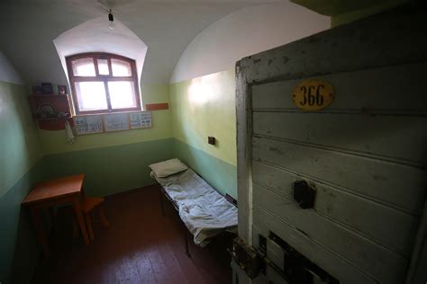 les cinq prisons les plus célèbres de russie et leurs détenus russia beyond fr