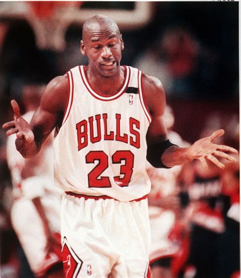 Magic Johnson To Thank For Michael Jordans Shrug Moment